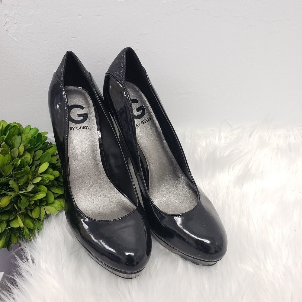 G by Guess Size 10